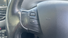 Peugeot 2008 1.2 PureTech 110 Allure Premium 5dr Petrol Estate